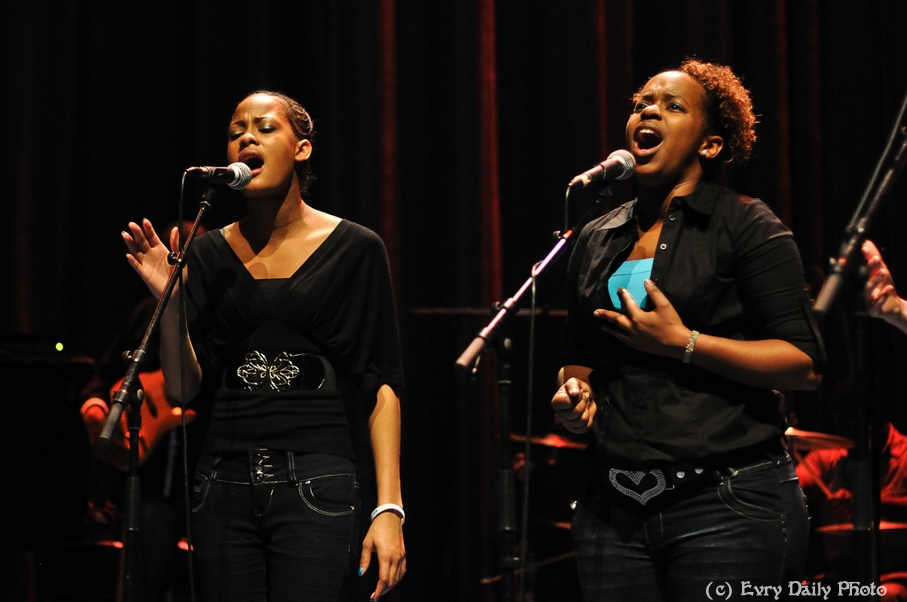 Evry Daily Photo - Telethon Evry 2010 - Concert Evry University Gospel - large - 5244022504.jpg